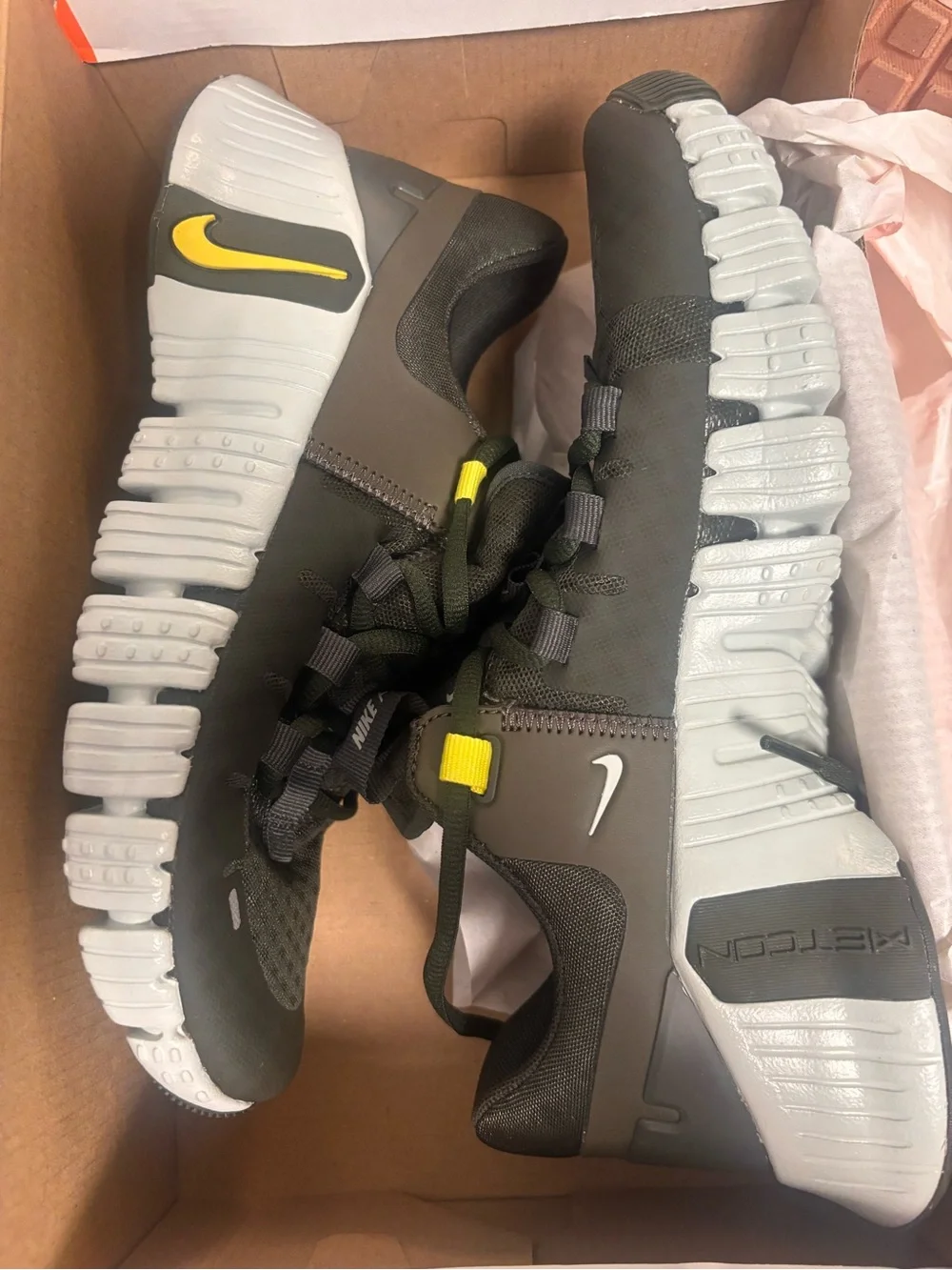 NWT Nike Metcon 5 in Sequoia Size 7 Men’s